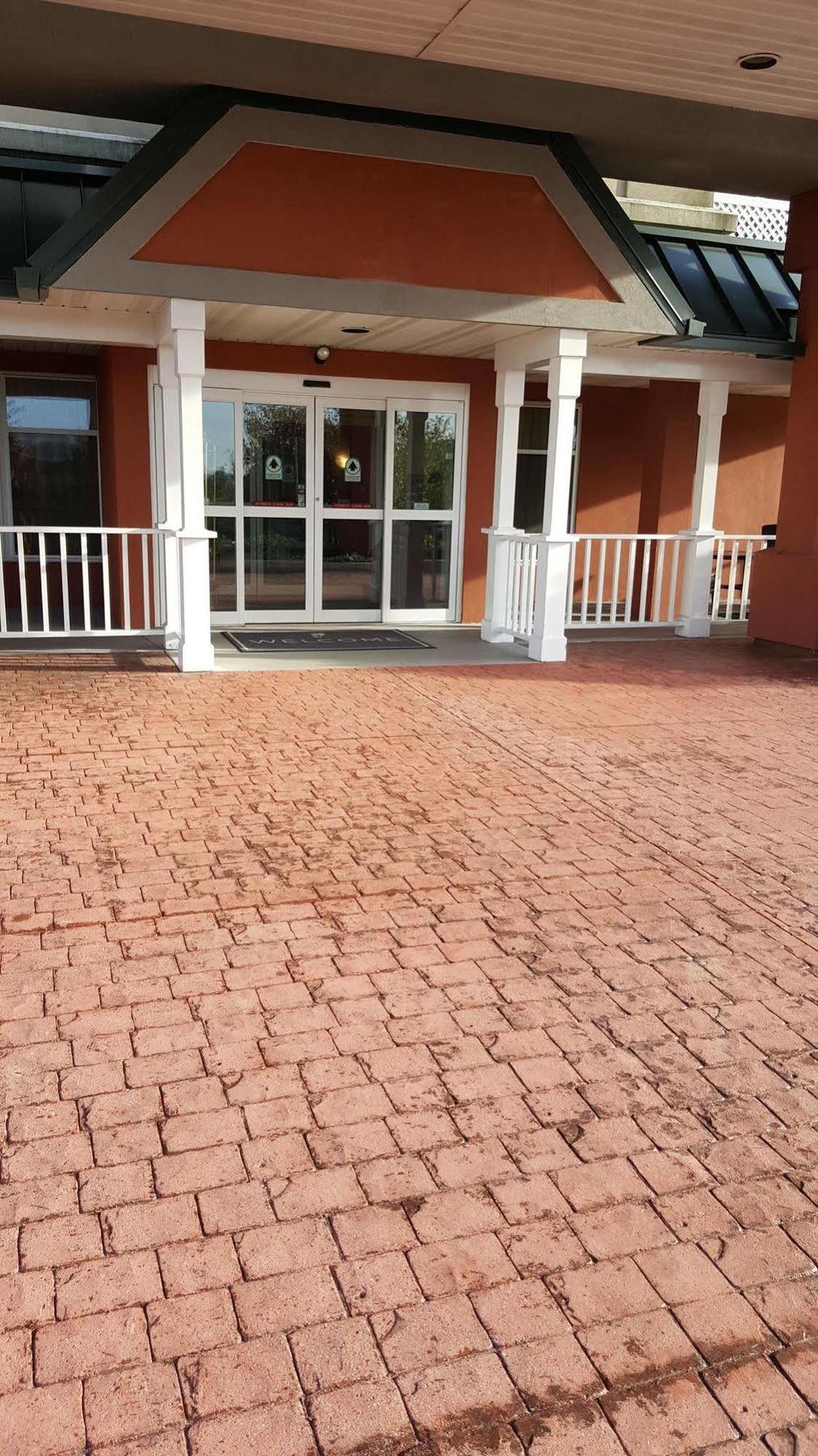 Country & By Radisson, Harrisburg West Hotel