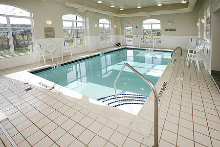 Country & By Radisson, Harrisburg West 3*